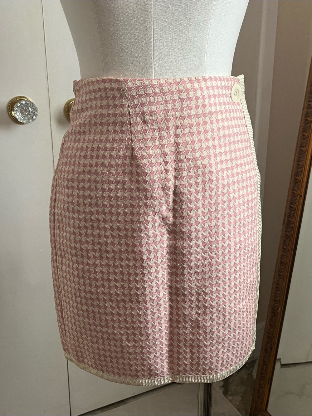 Rampage houndstooth skirt